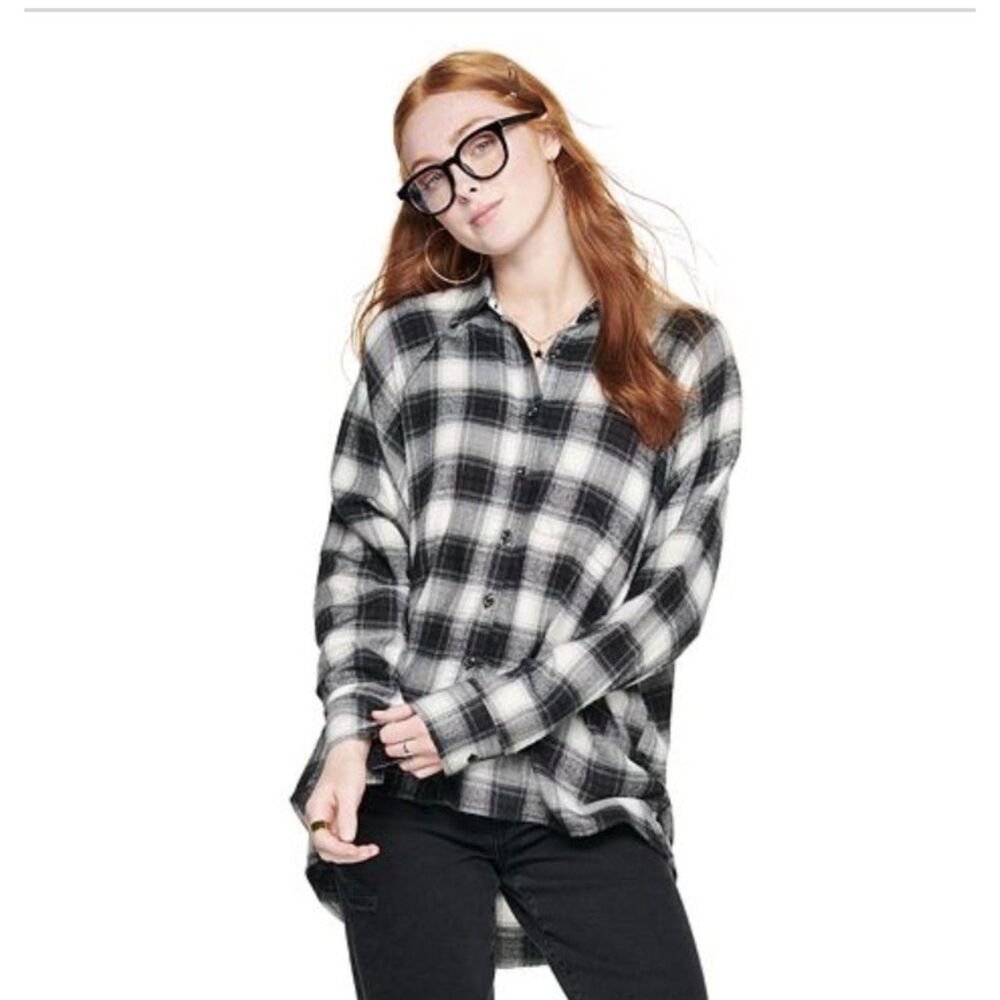 Juniors' SO Oversized Size M Raglan Black/White Lightweight Flannel Shirt #2